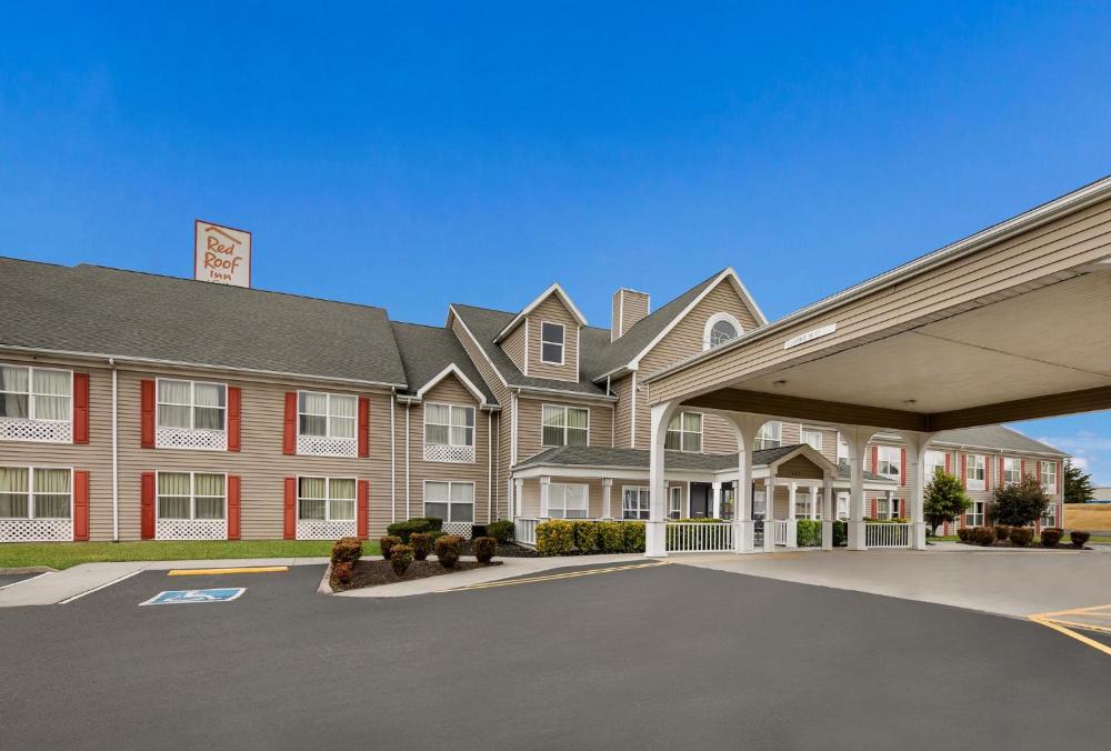 Red Roof Inn & Suites Knoxville East